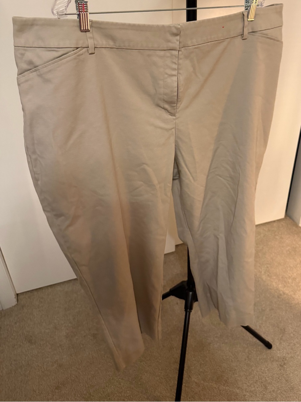 212 Collection Khaki Capri Dress Pants